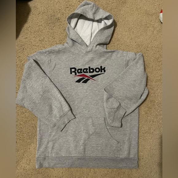 Reebok Sweaters - Gray Reebox hoodie size Medium